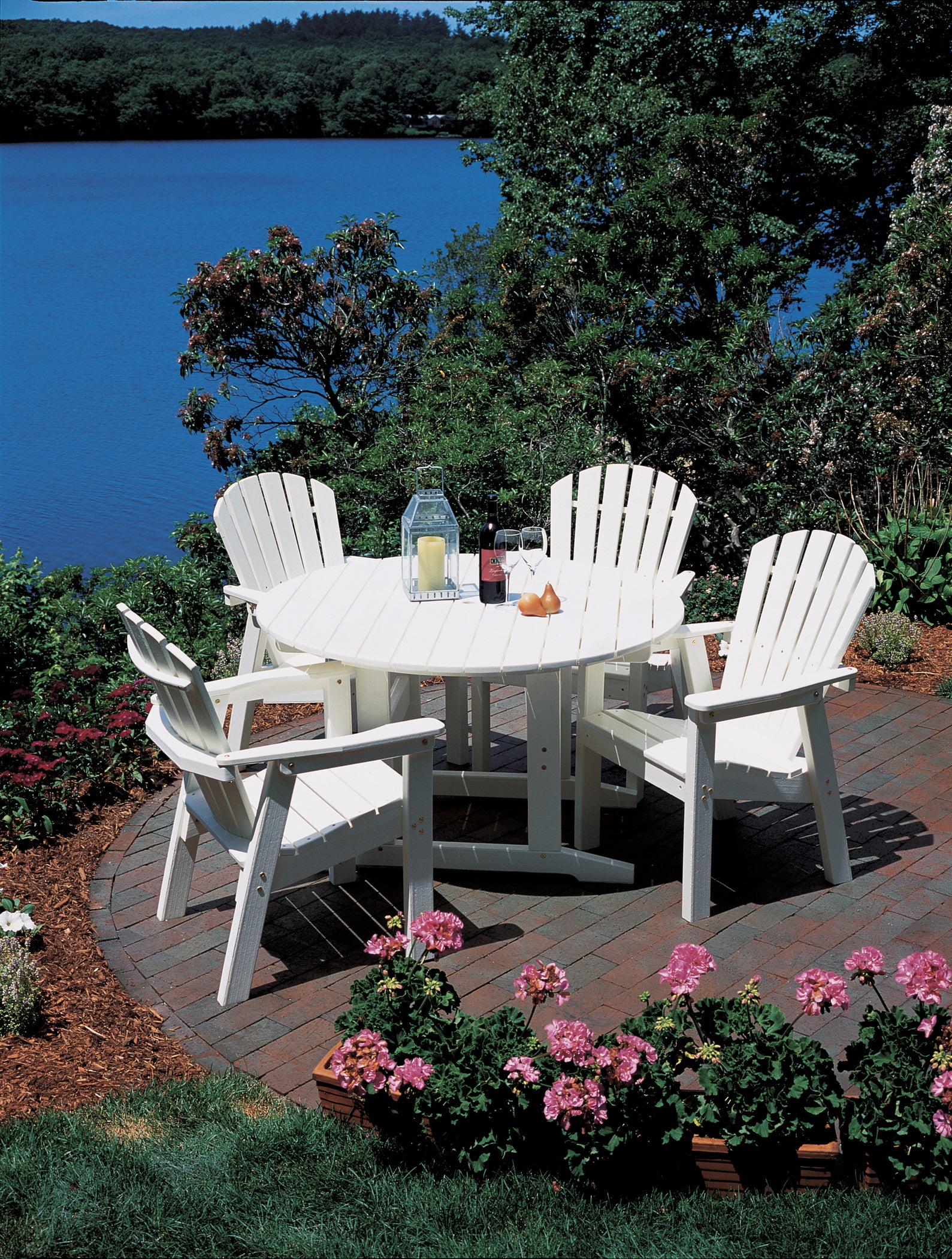 Salem Round Dining Table 48-Inch by Seaside Casual | Durable Outdoor Patio Table