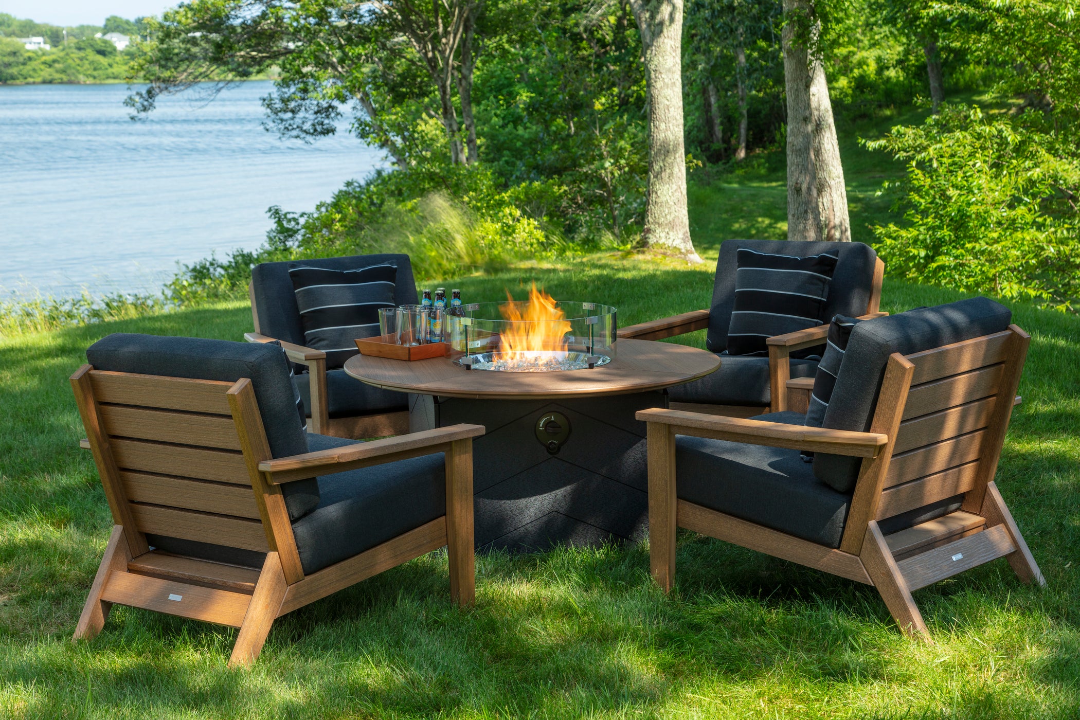 Seaside Casual Aura Fire Table
