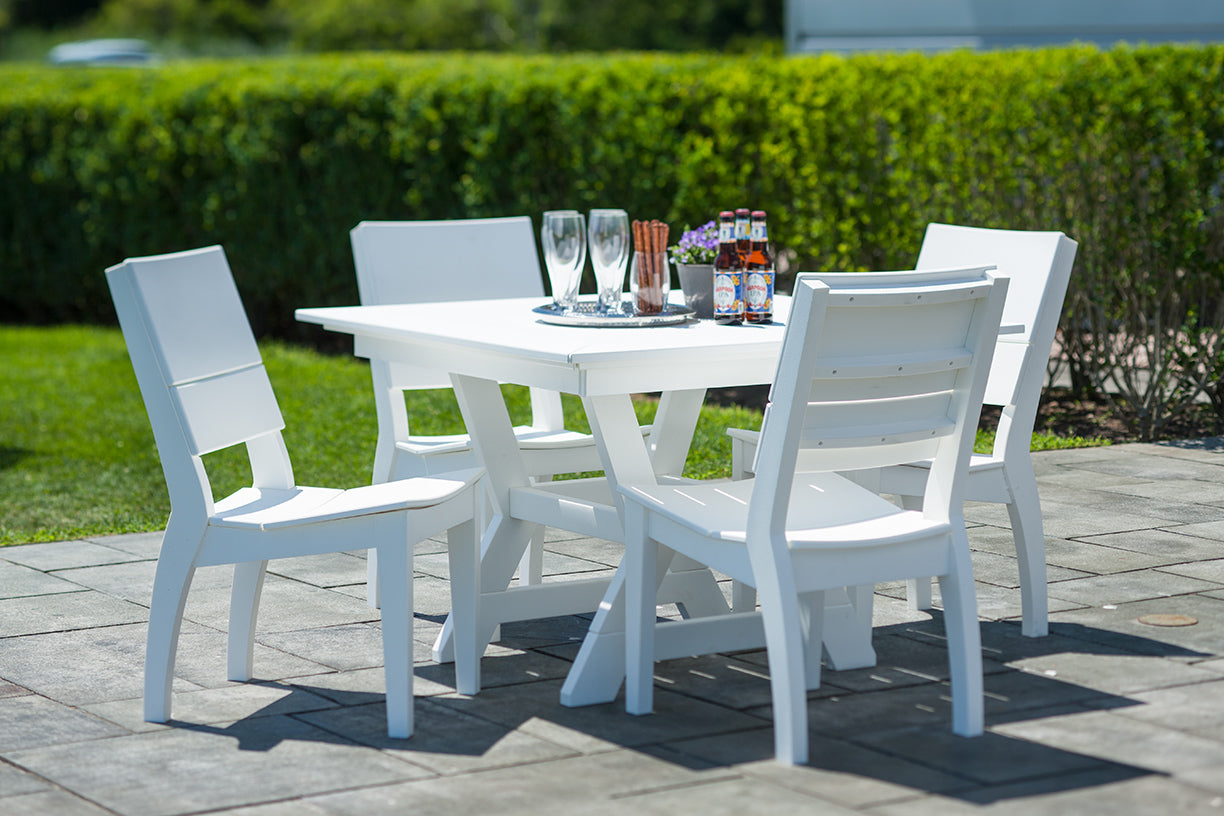 Seaside Casual SYM 44" Dining Table – Modern Outdoor Dining