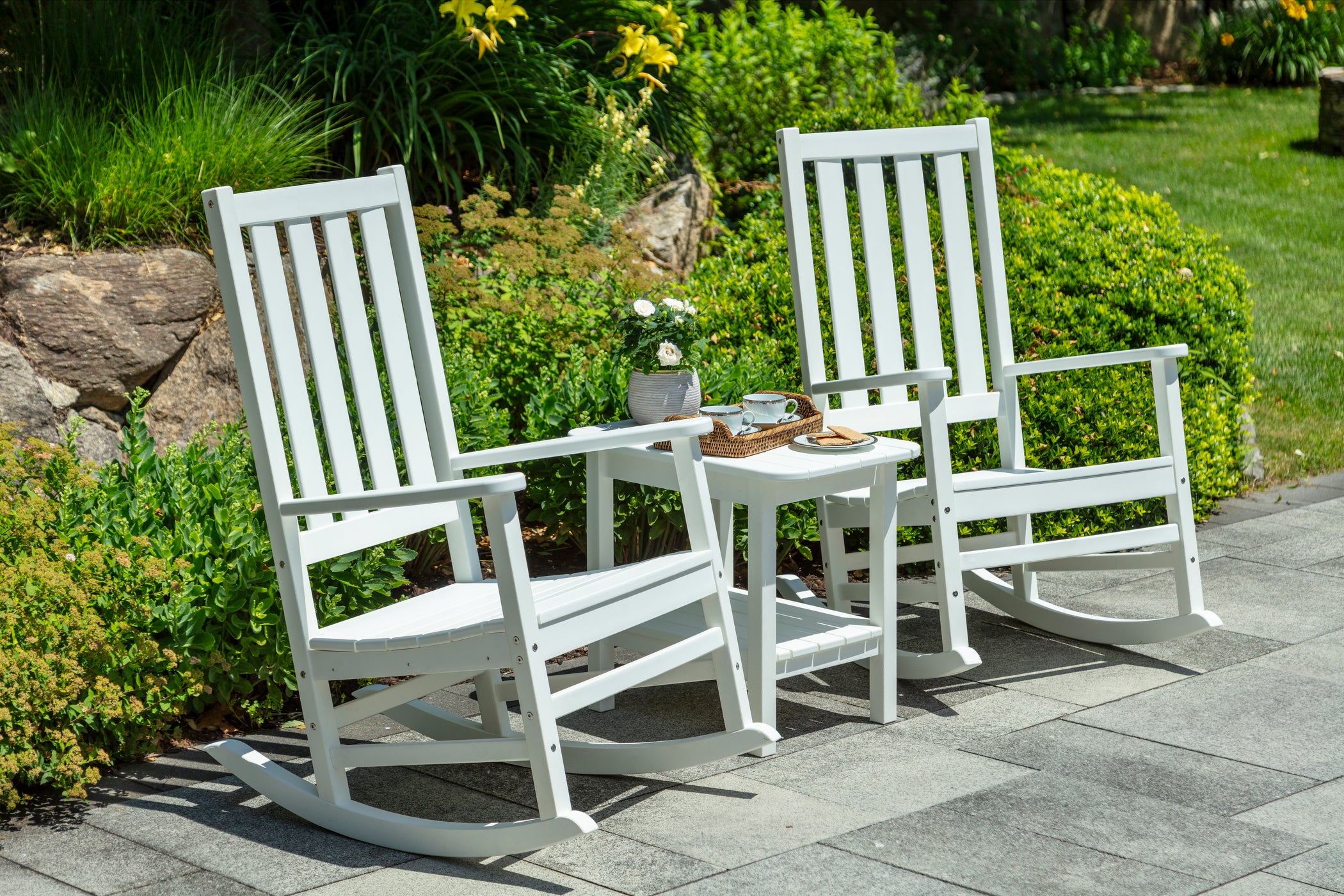 Seaside Casual Westerly End Table