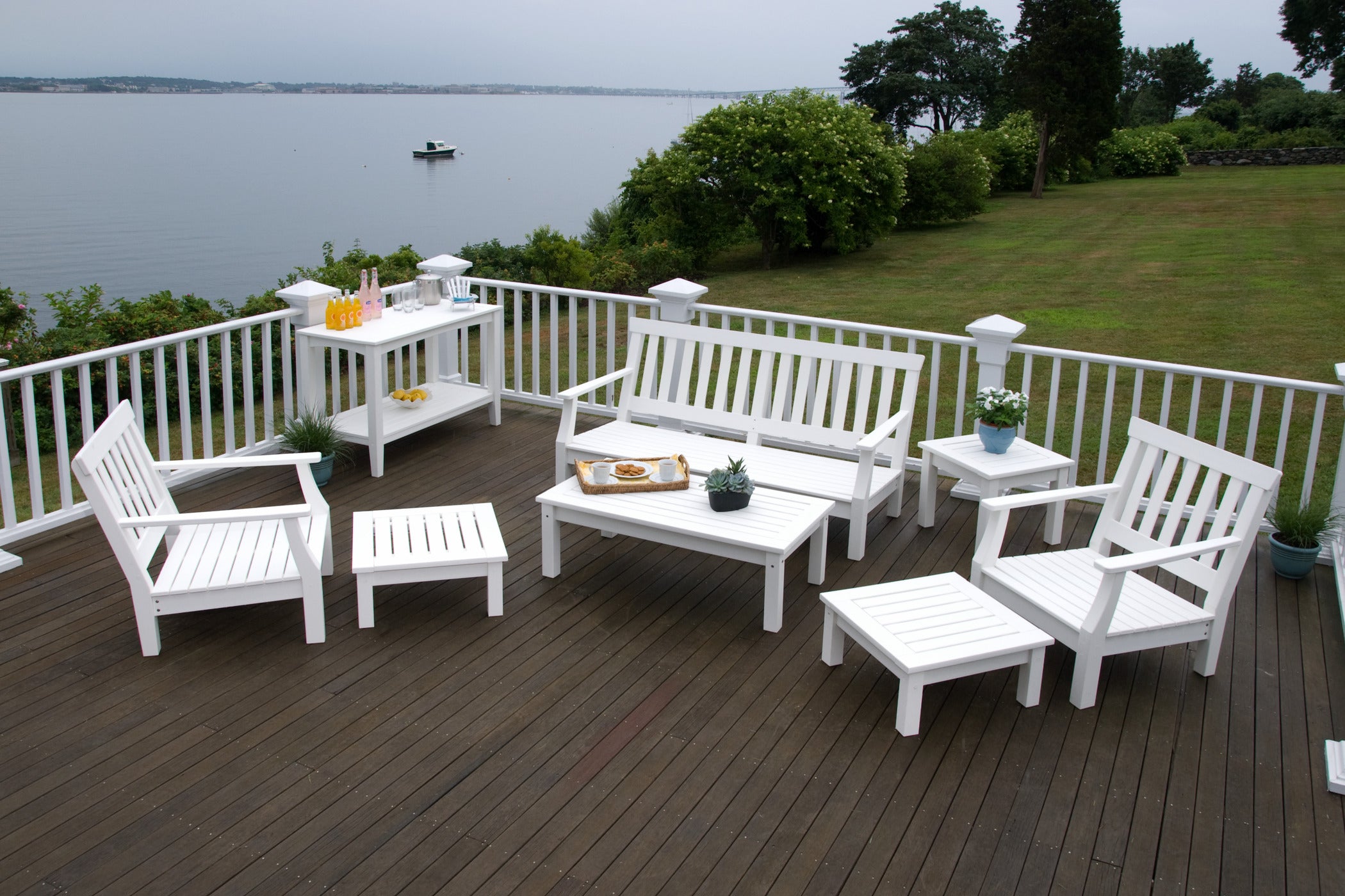 Nantucket Side Table | Seaside Casual Outdoor Furniture