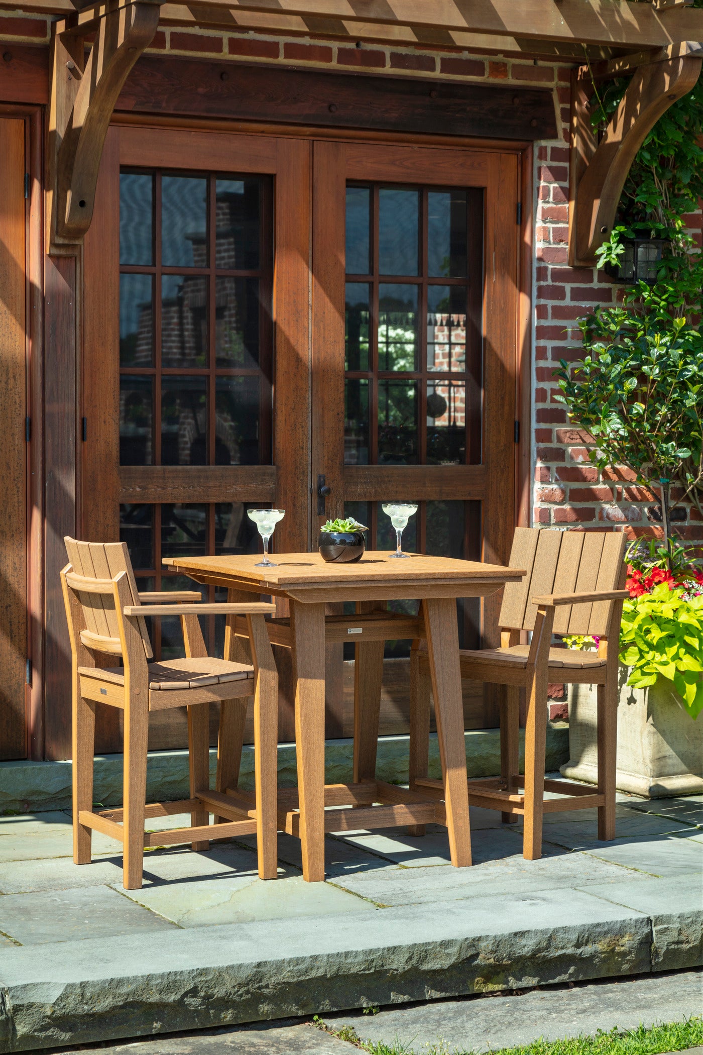 MAD Bar Arm Chair