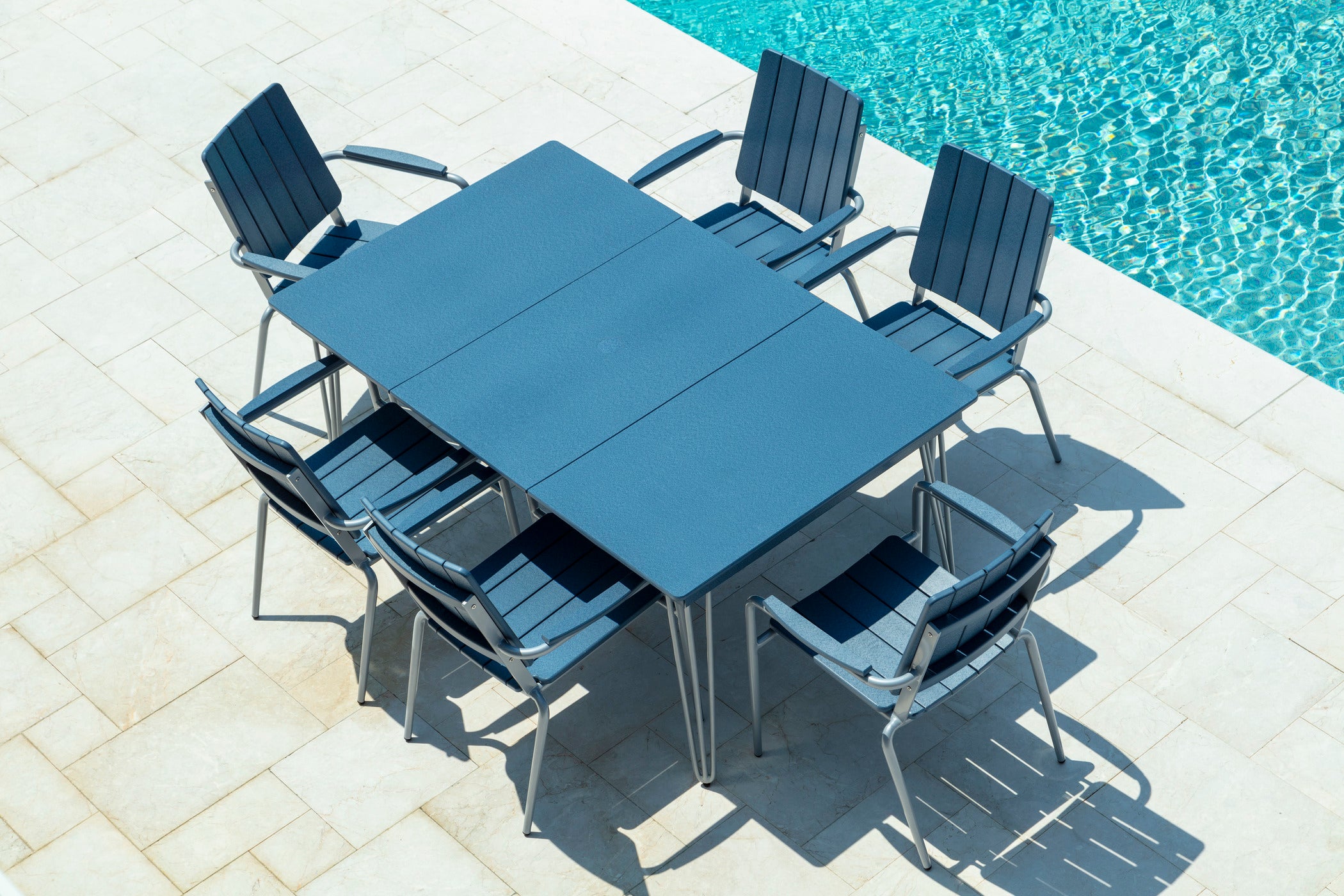 HIP Long Dining Table | Modern Outdoor Table with Hairpin Legs