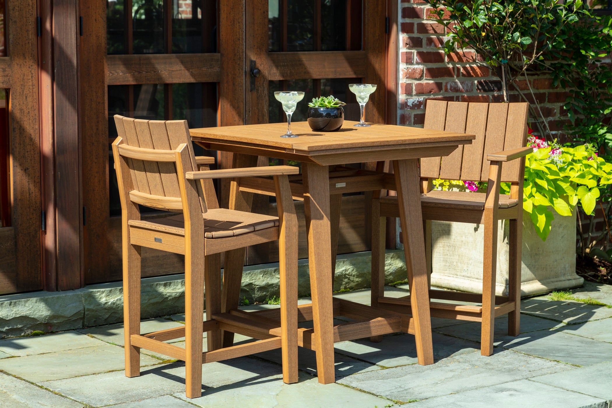 MAD Bar Arm Chair