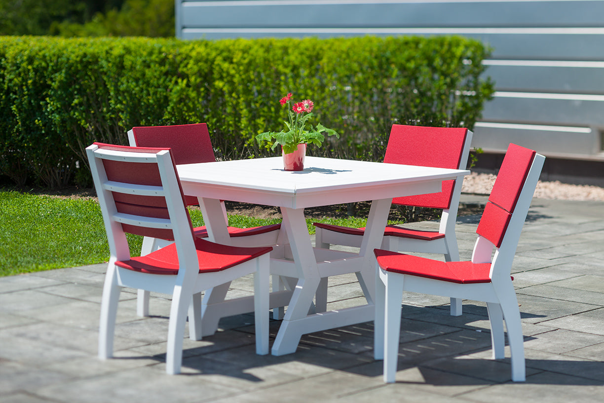 Seaside Casual SYM 44" Dining Table – Modern Outdoor Dining