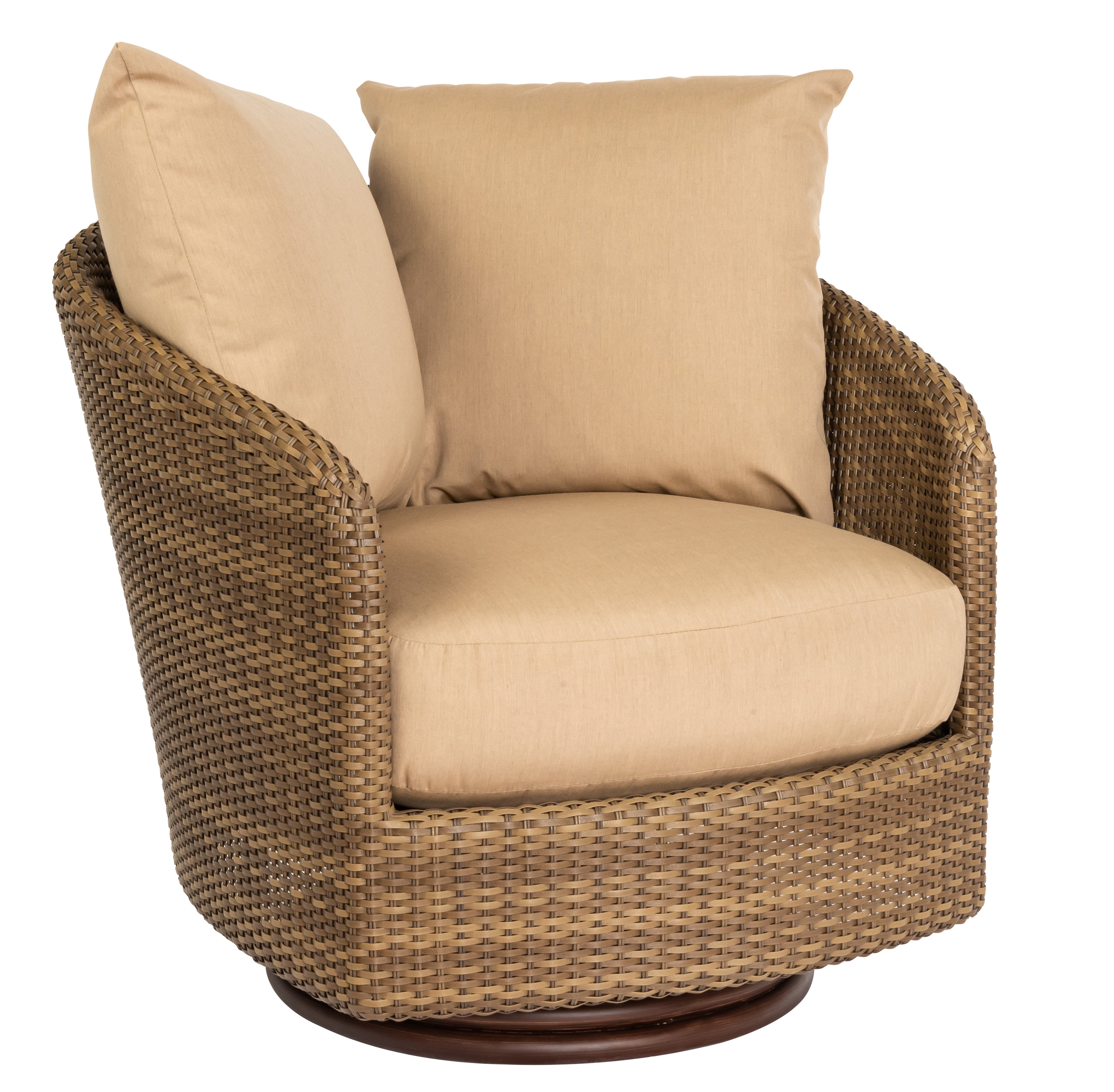 Saddleback Swivel Lounge Chair