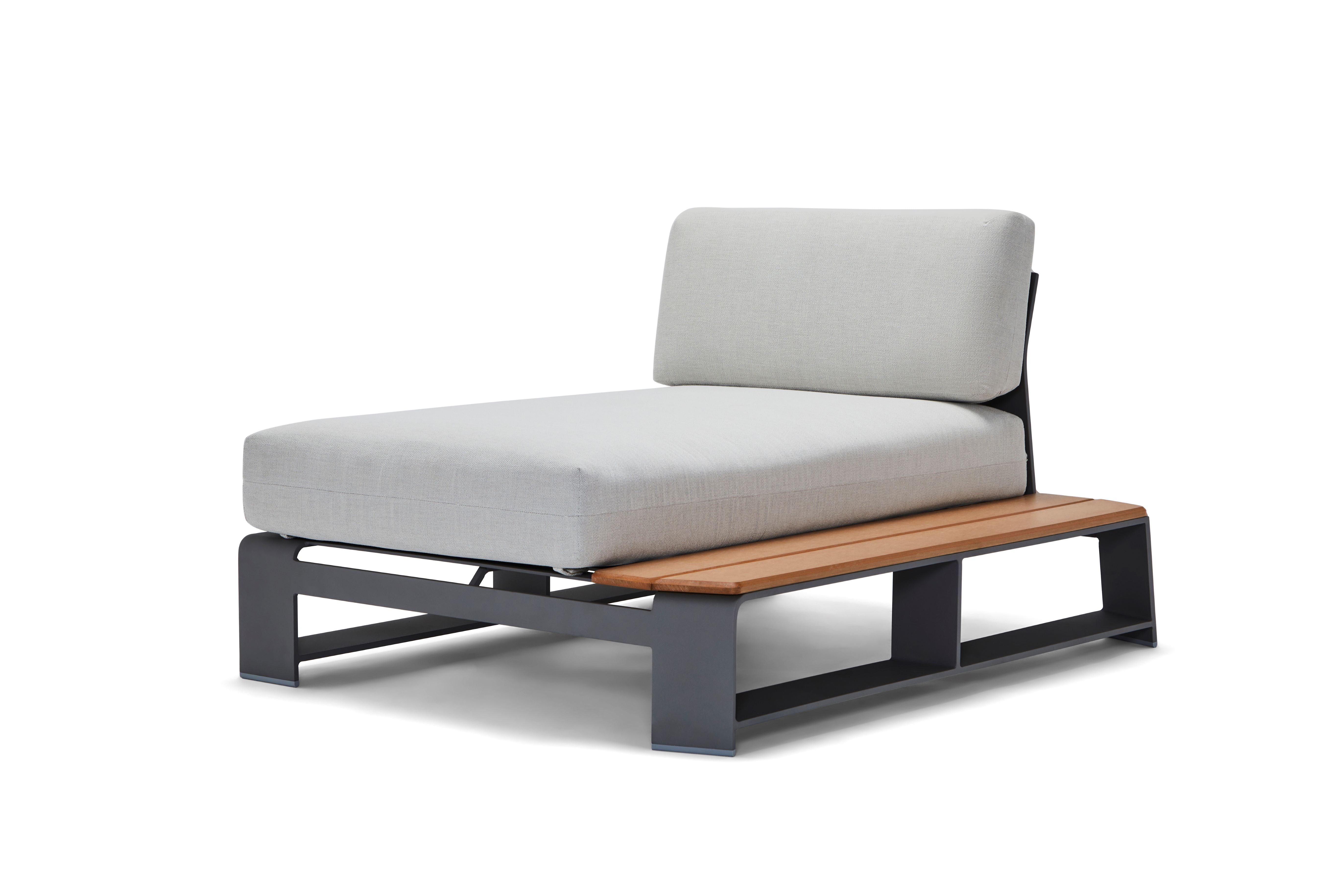 Gather RHF Chaise Unit with NextTeak Accent