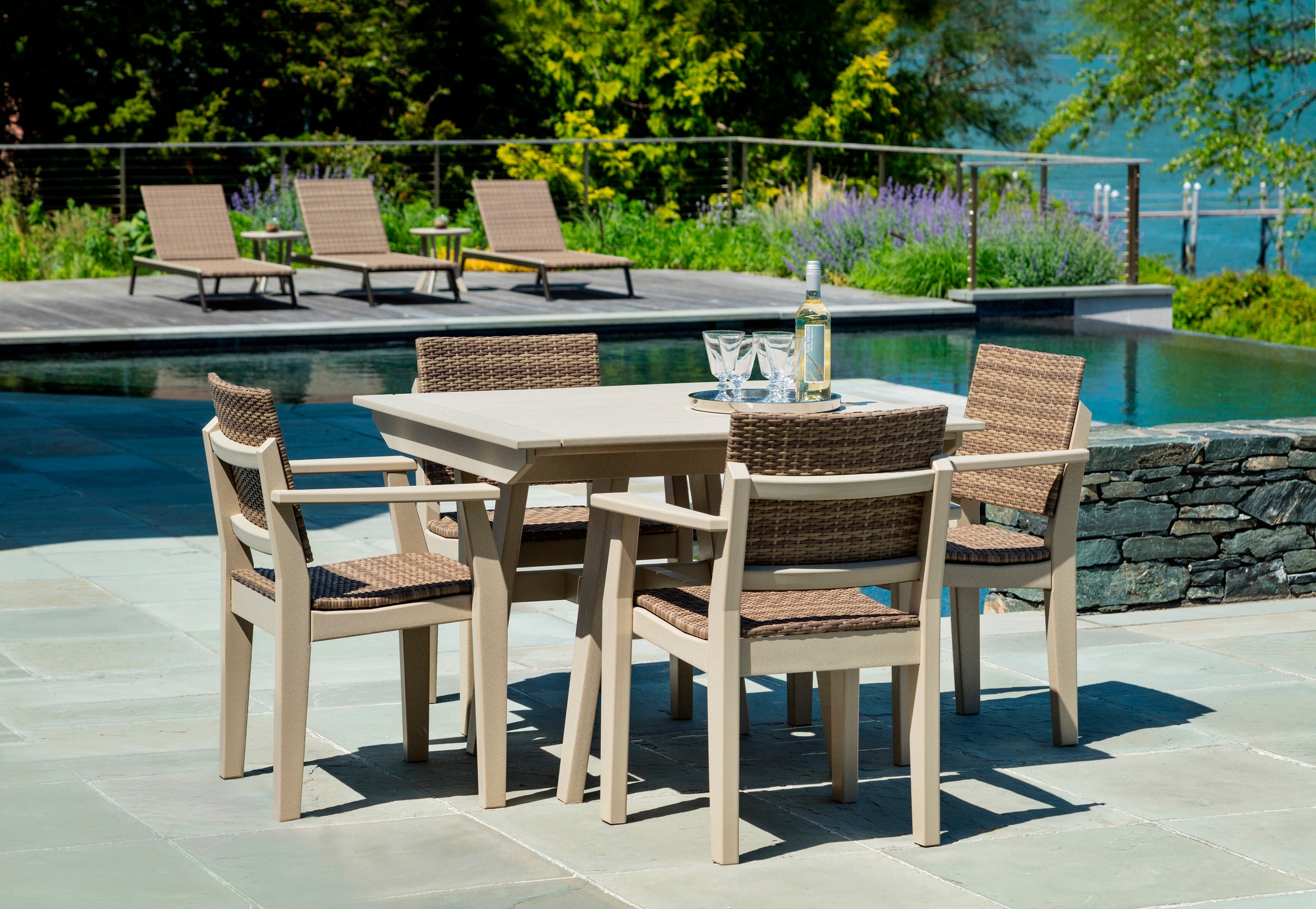 MAD Dining Table 40"